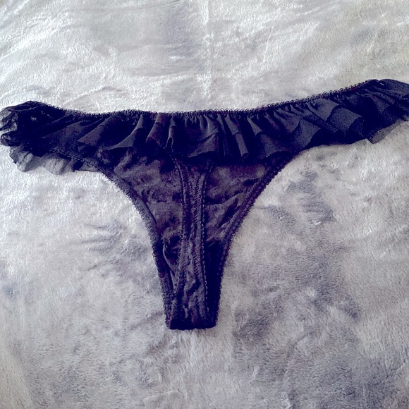 NWOT 2 pair black thongs with lace size 2X - Picture 3 of 6